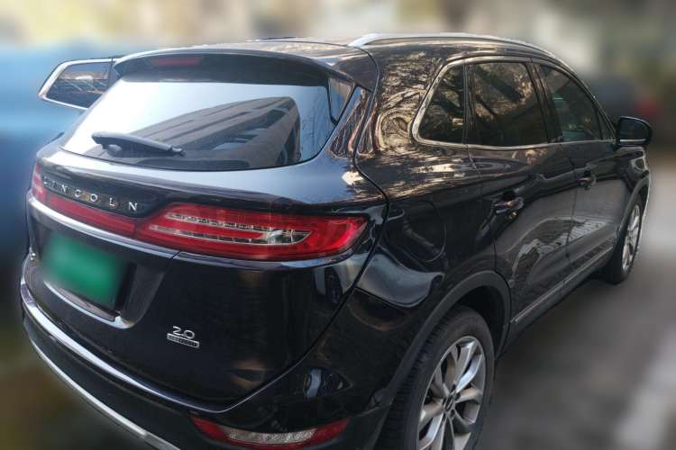 Used Lincoln MKC 2014 2.0T Two-Wheel-Drive Luxury Edition Rear Right 45 Deg