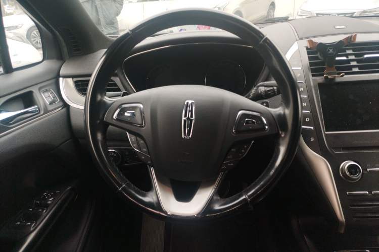 Used Lincoln MKC 2014 2.0T Four-Wheel Drive Luxury Edition Steering Wheel