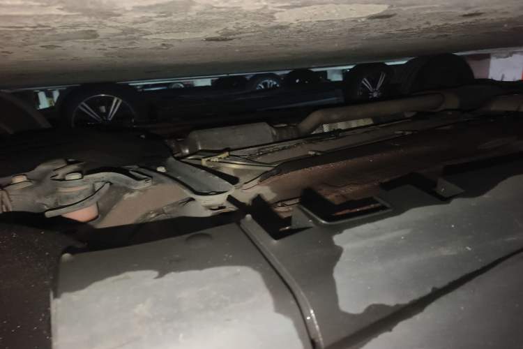 Used Lincoln MKC 2014 2.0T Two-Wheel-Drive Luxury Edition Chassis Front Right