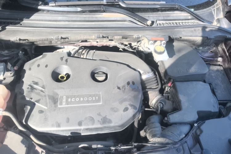 Used Lincoln MKC 2014 2.0T Two-Wheel-Drive Luxury Edition Engine Bay