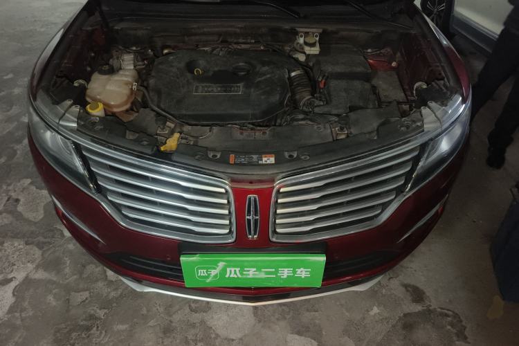 Used Lincoln MKC 2014 2.0T Two-Wheel-Drive Luxury Edition Engine Bay