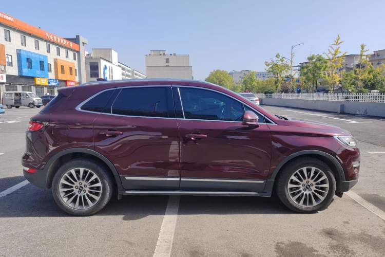 Used Lincoln MKC 2014 2.0T Four-Wheel Drive Luxury Edition Exterior 2