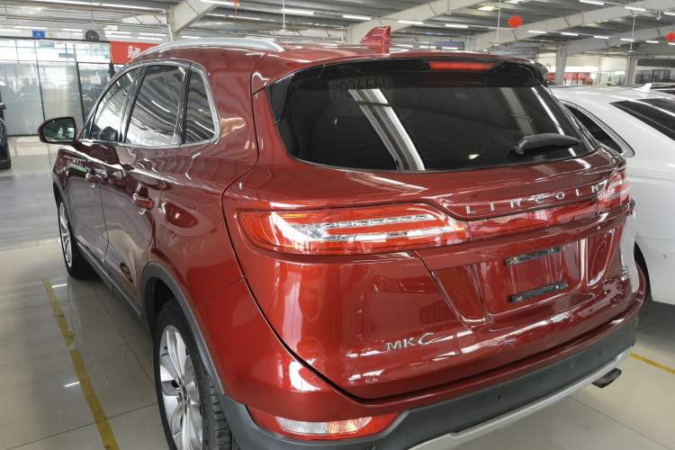 Used Lincoln MKC 2014 2.0T Two-Wheel-Drive Luxury Edition Exterior 2
