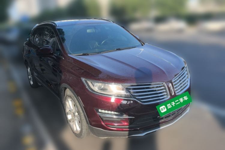 Used Lincoln MKC 2014 2.0T Two-Wheel-Drive Luxury Edition Front Right 45 Deg