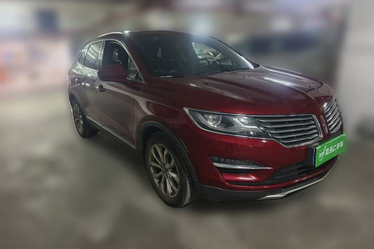 Used Lincoln MKC 2014 2.0T Two-Wheel-Drive Luxury Edition Front Right 45 Deg