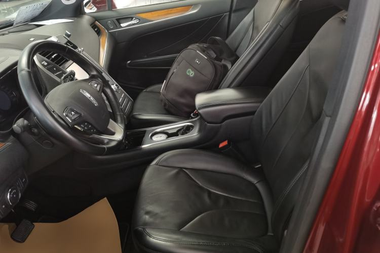 Used Lincoln MKC 2014 2.0T Two-Wheel-Drive Luxury Edition Left Front Seat