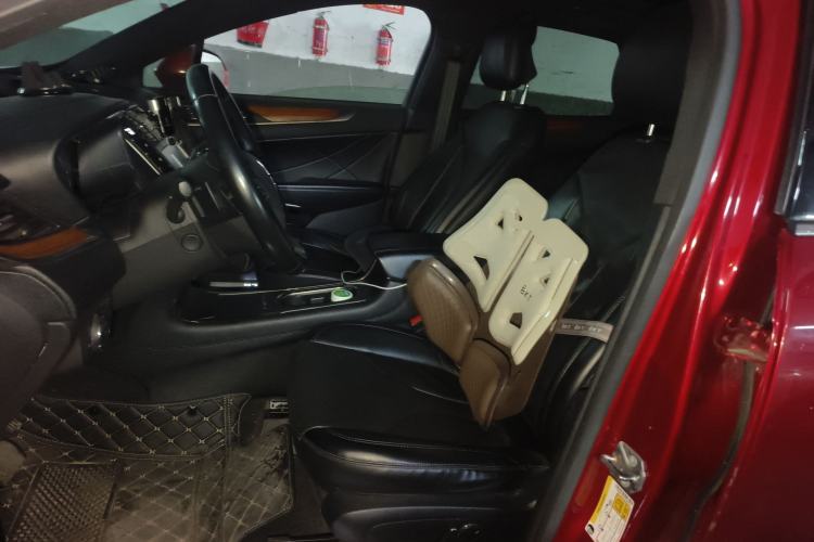 Used Lincoln MKC 2014 2.0T Two-Wheel-Drive Luxury Edition Left Front Seat