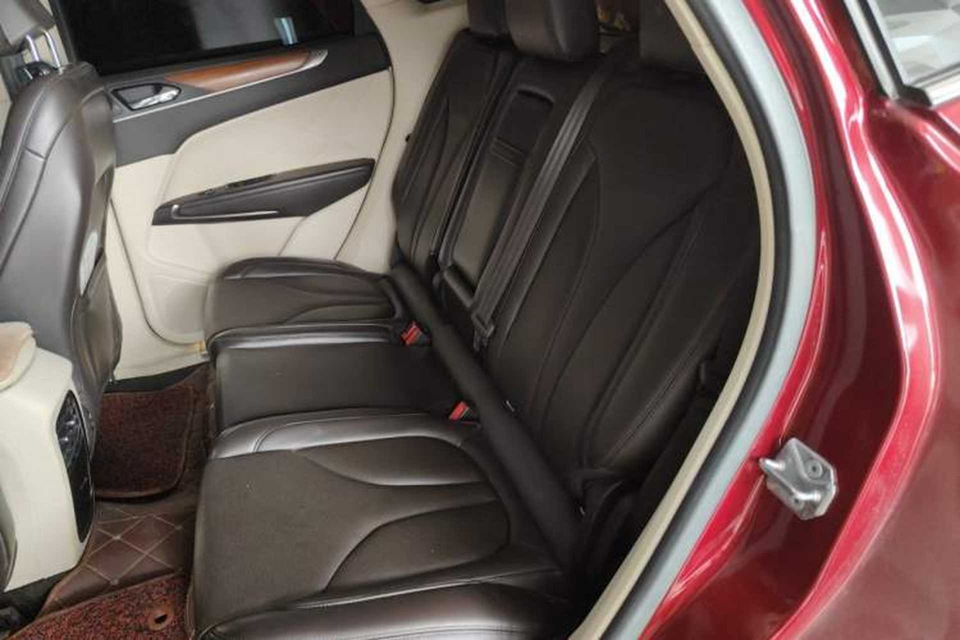 Used Lincoln MKC 2014 2.0T Four-Wheel Drive Luxury Edition Left Rear Seat