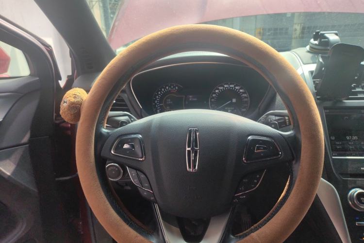 Used Lincoln MKC 2014 2.0T Four-Wheel Drive Luxury Edition Steering Wheel