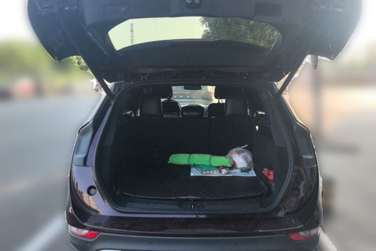 Used Lincoln MKC 2014 2.0T Two-Wheel-Drive Luxury Edition Trunk