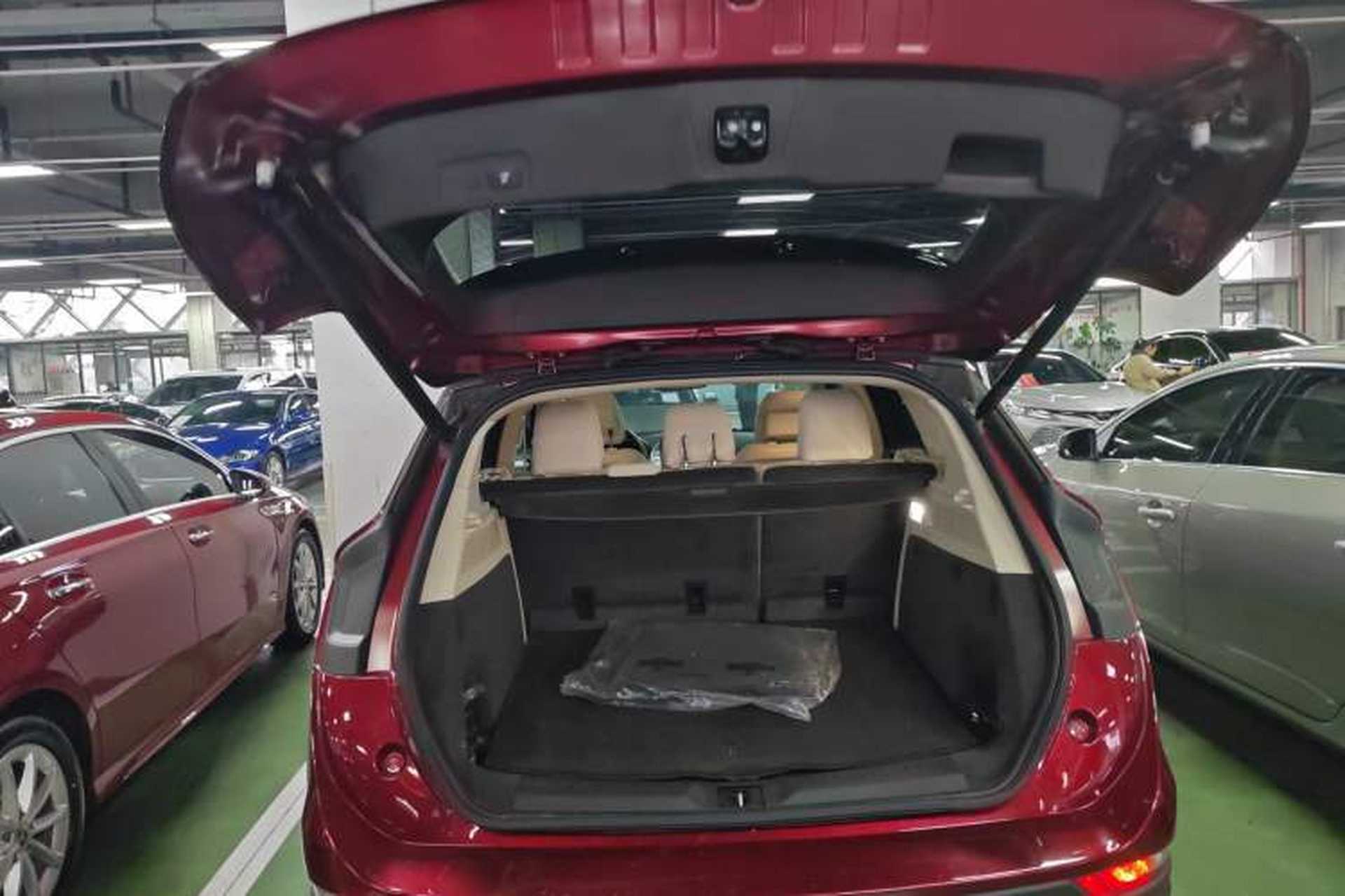 Used Lincoln MKC 2014 2.0T Four-Wheel Drive Luxury Edition Trunk