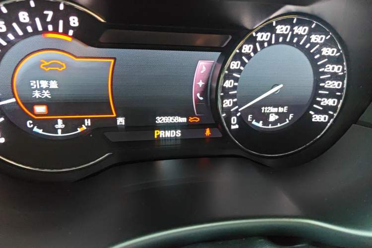 Used Lincoln MKC 2014 2.0T Four-Wheel Drive Luxury Edition Odometer Close Up
