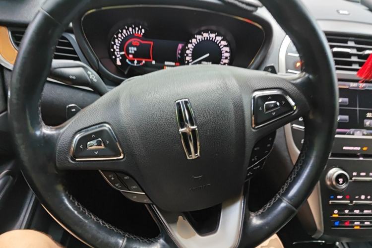 Used Lincoln MKC 2014 2.0T Four-Wheel Drive Luxury Edition Steering Wheel