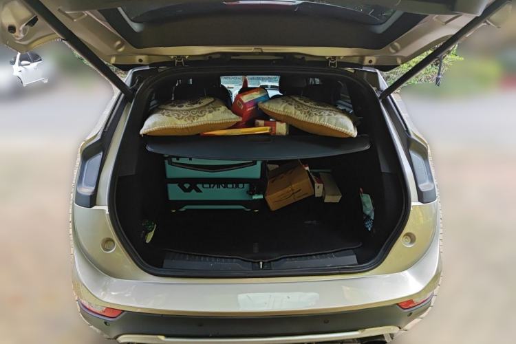 Used Lincoln MKC 2014 2.0T Four-Wheel Drive Luxury Edition Trunk