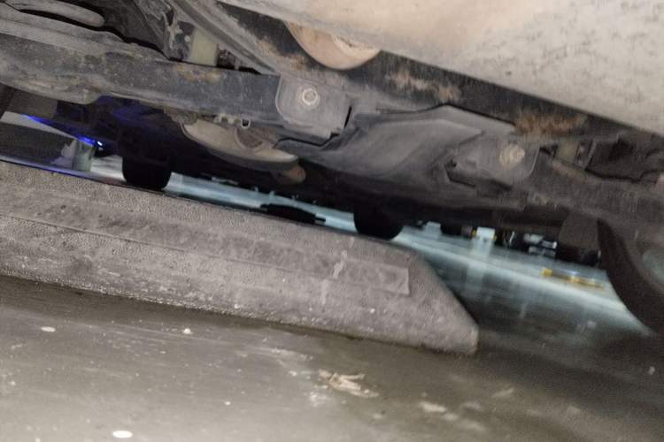 Used Lincoln MKC 2014 2.0T Two-Wheel Drive Deluxe Edition Chassis Rear