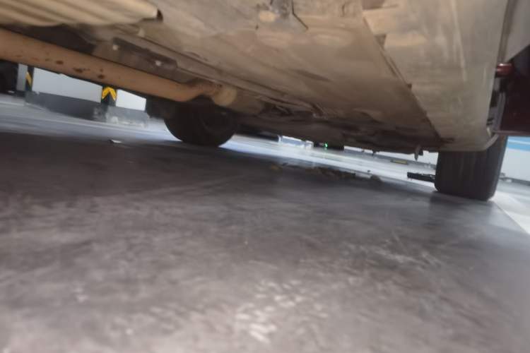Used Lincoln MKC 2014 2.0T Two-Wheel Drive Deluxe Edition Chassis Rear Right