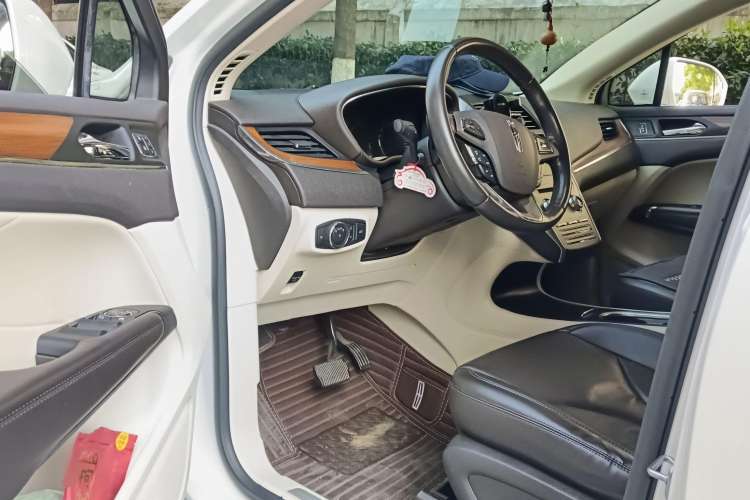 Used Lincoln MKC 2014 2.0T Four-Wheel Drive Luxury Edition Driver Seat