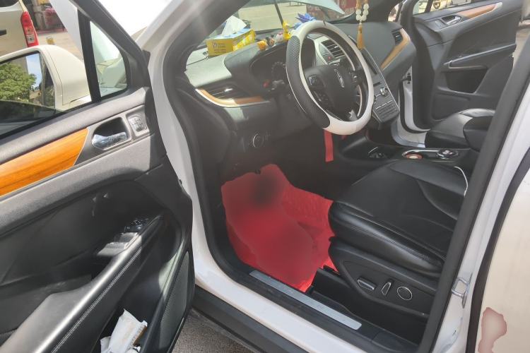 Used Lincoln MKC 2014 2.0T Two-Wheel-Drive Luxury Edition Driver Seat