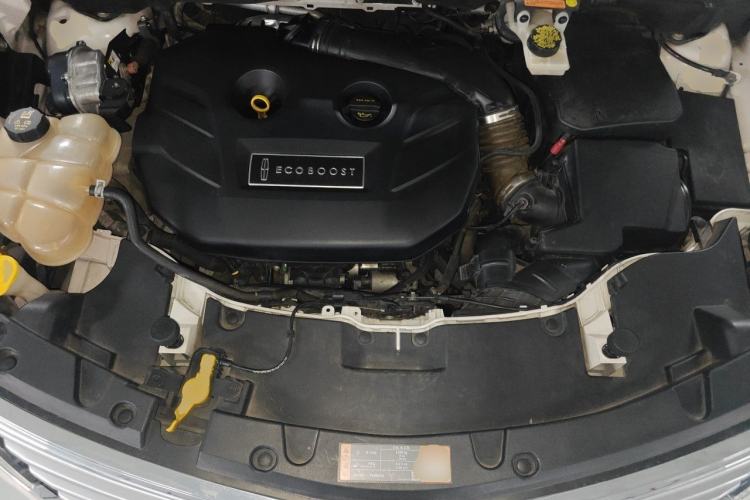 Used Lincoln MKC 2014 2.0T Four-Wheel Drive Luxury Edition Engine Bay