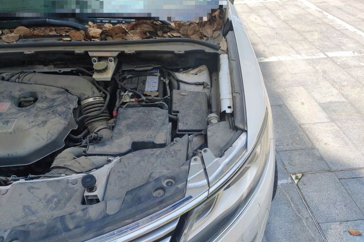 Used Lincoln MKC 2014 2.0T Two-Wheel-Drive Luxury Edition Engine Bay Left