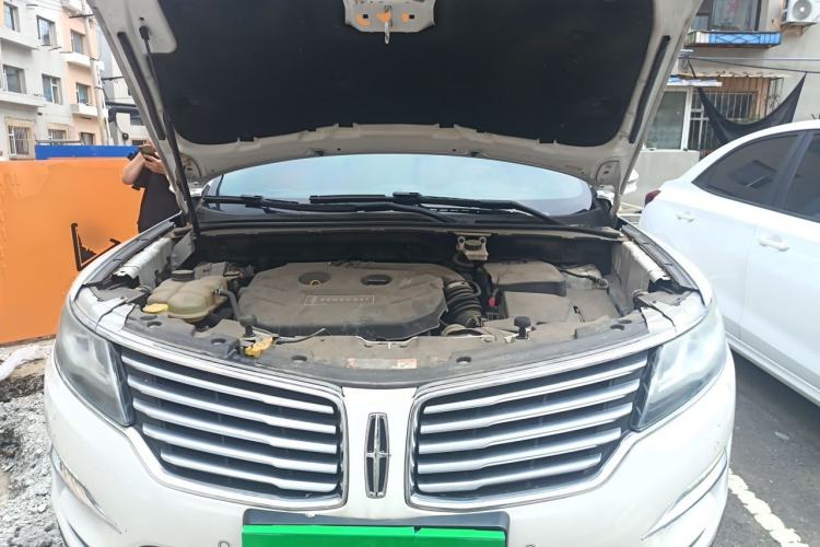 Used Lincoln MKC 2014 2.0T Four-Wheel Drive Luxury Edition Engine Bay