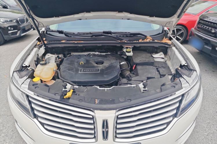 Used Lincoln MKC 2014 2.0T Two-Wheel-Drive Luxury Edition Engine Bay