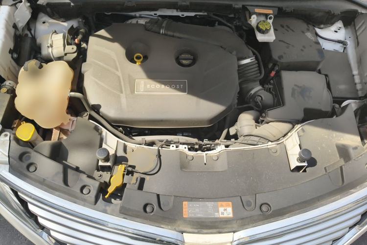 Used Lincoln MKC 2014 2.0T Two-Wheel-Drive Luxury Edition Engine Bay