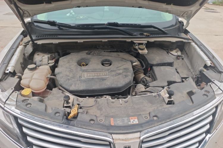 Used Lincoln MKC 2014 2.0T Two-Wheel-Drive Luxury Edition Engine Bay