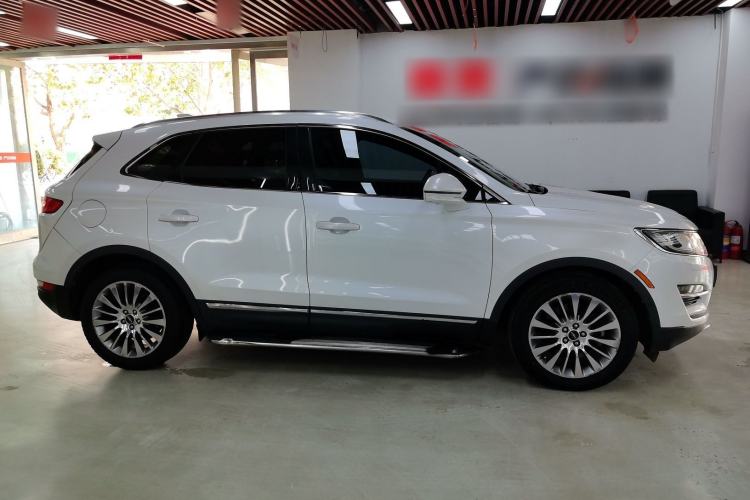 Used Lincoln MKC 2014 2.0T Four-Wheel Drive Luxury Edition Exterior 2