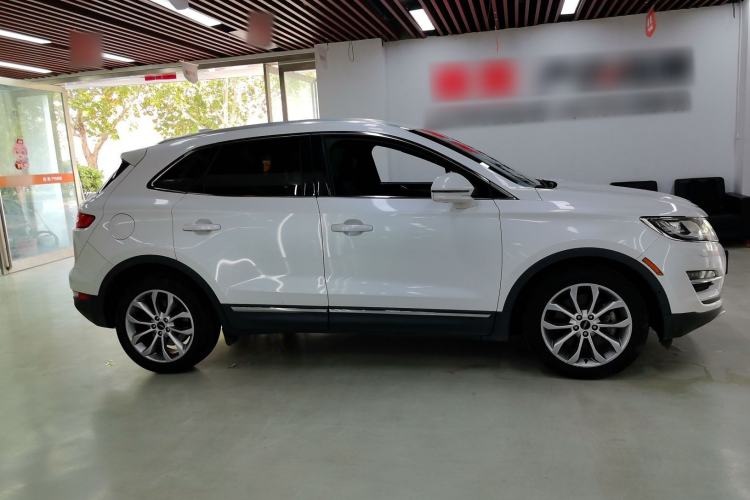 Used Lincoln MKC 2014 2.0T Two-Wheel-Drive Luxury Edition Exterior 2
