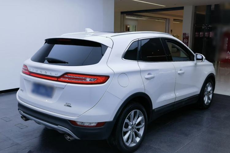 Used Lincoln MKC 2014 2.0T Two-Wheel-Drive Luxury Edition Exterior 3