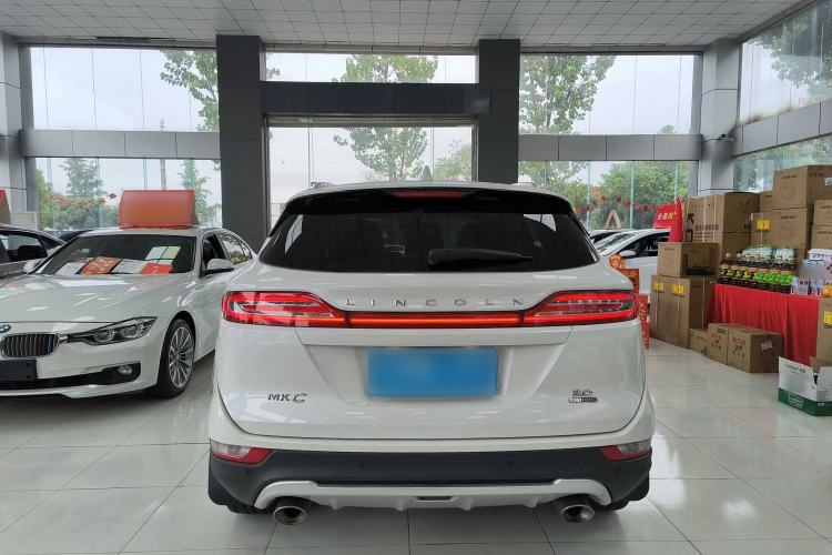 Used Lincoln MKC 2014 2.0T Two-Wheel-Drive Luxury Edition Exterior 4