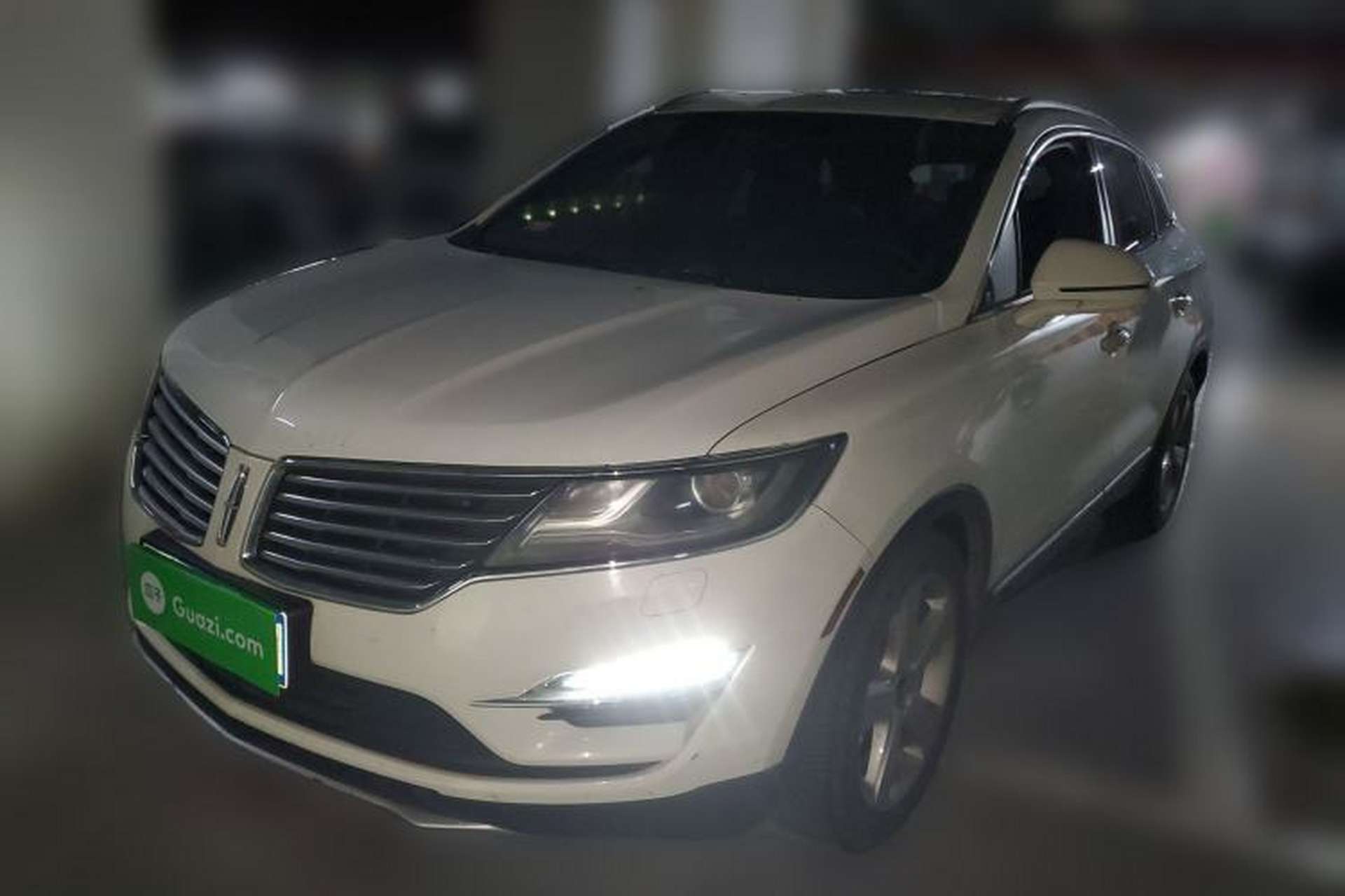 Used Lincoln MKC 2014 2.0T Two-Wheel Drive Deluxe Edition Front Left 45 Deg