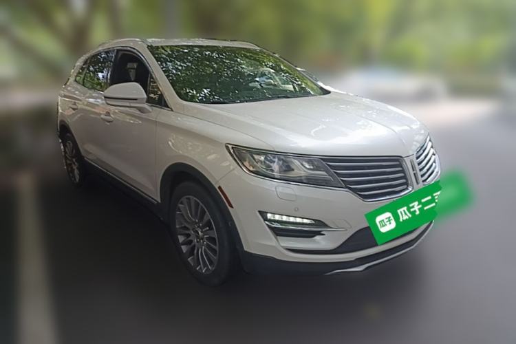 Used Lincoln MKC 2014 2.0T Four-Wheel Drive Luxury Edition Front Right 45 Deg