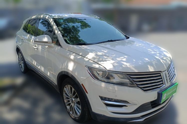 Used Lincoln MKC 2014 2.0T Four-Wheel Drive Luxury Edition Front Right 45 Deg