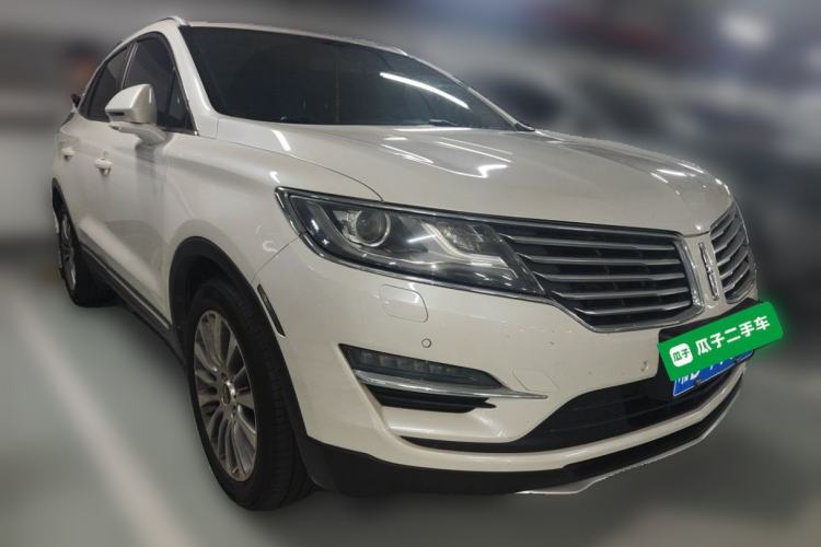 Used Lincoln MKC 2014 2.0T Four-Wheel Drive Luxury Edition Front Right 45 Deg