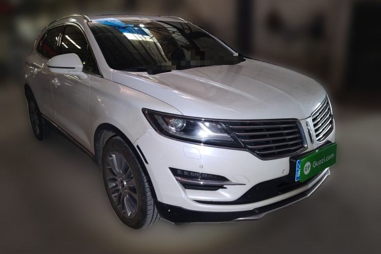 Used Lincoln MKC 2014 2.0T Four-Wheel Drive Luxury Edition Front Right 45 Deg