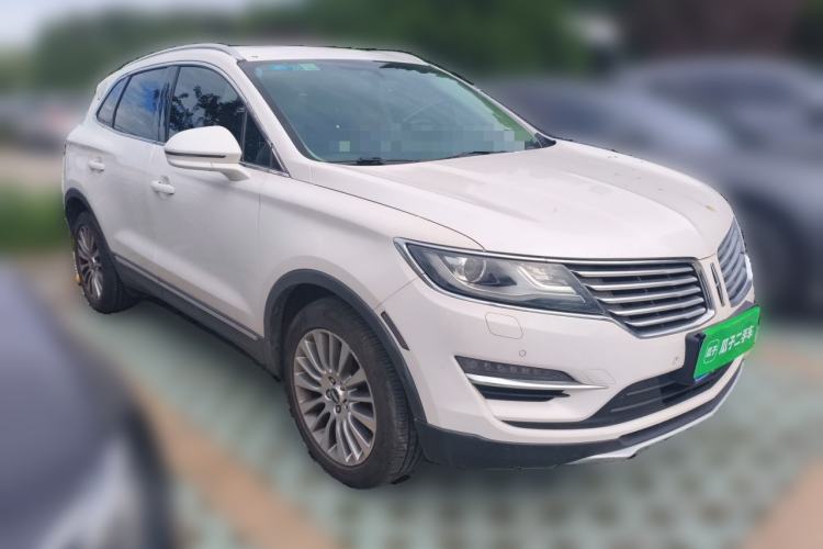 Used Lincoln MKC 2014 2.0T Four-Wheel Drive Luxury Edition Front Right 45 Deg