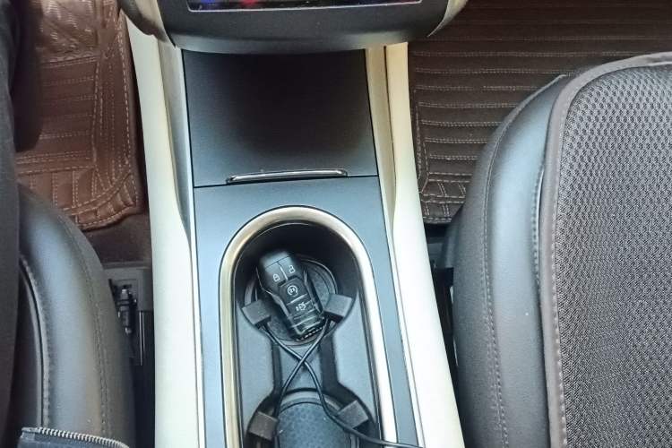 Used Lincoln MKC 2014 2.0T Four-Wheel Drive Luxury Edition Gear Lever