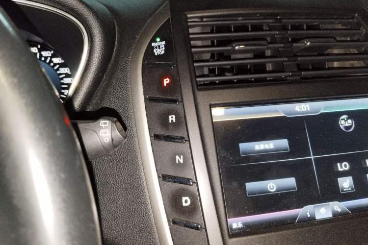 Used Lincoln MKC 2014 2.0T Two-Wheel Drive Deluxe Edition Gear Lever
