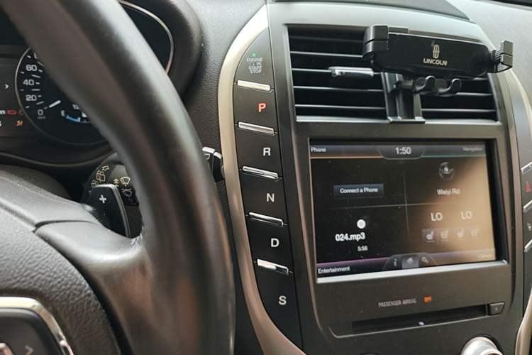 Used Lincoln MKC 2014 2.0T Four-Wheel Drive Luxury Edition Gear Lever