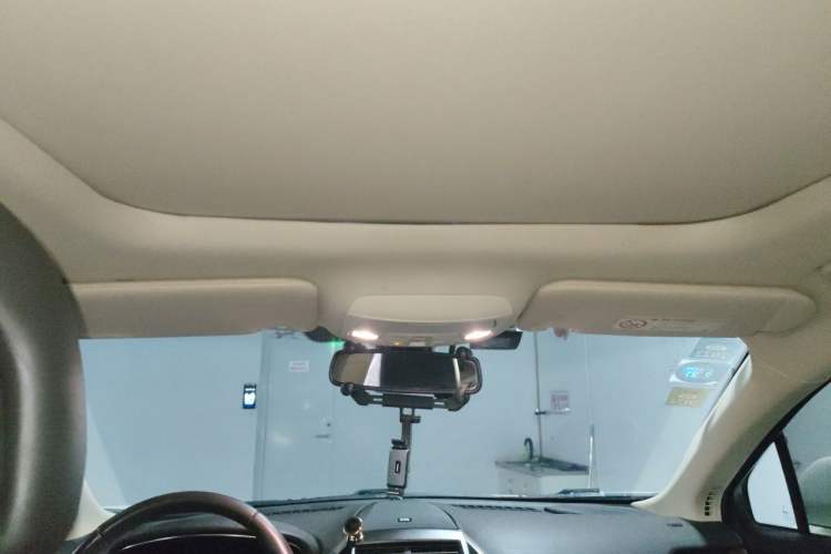 Used Lincoln MKC 2014 2.0T Four-Wheel Drive Prestige Edition Headliner