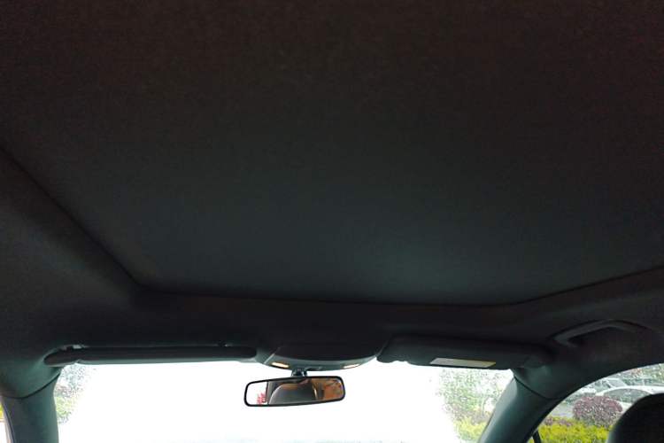 Used Lincoln MKC 2014 2.0T Four-Wheel Drive Luxury Edition Headliner