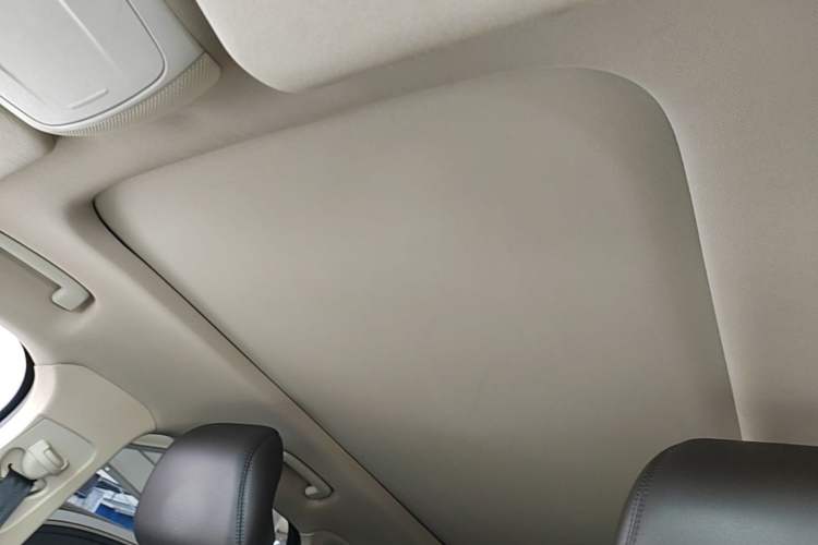 Used Lincoln MKC 2014 2.0T Four-Wheel Drive Luxury Edition Headliner