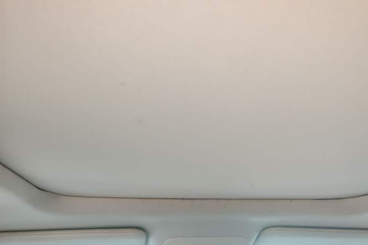 Used Lincoln MKC 2014 2.0T Two-Wheel-Drive Luxury Edition Headliner