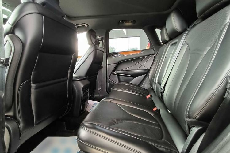 Used Lincoln MKC 2014 2.0T Two-Wheel-Drive Luxury Edition Interior 2