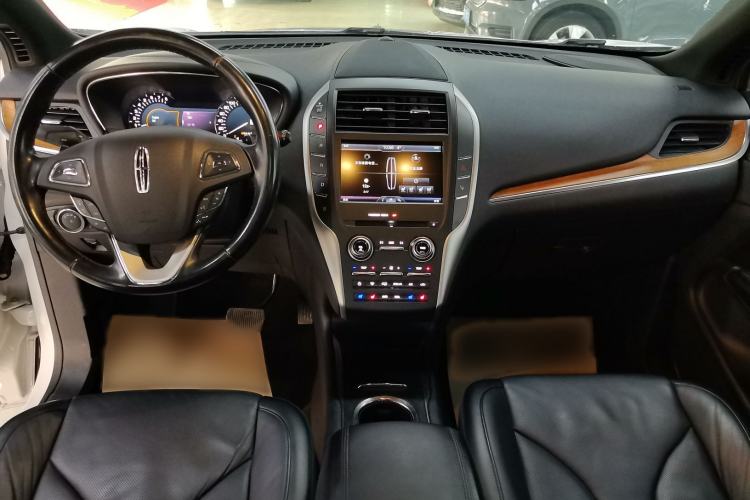 Used Lincoln MKC 2014 2.0T Four-Wheel Drive Luxury Edition Interior 3