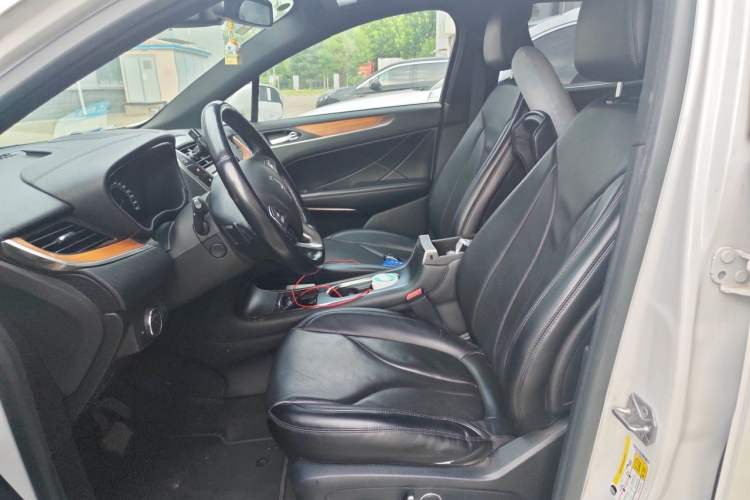 Used Lincoln MKC 2014 2.0T Four-Wheel Drive Prestige Edition Left Front Seat