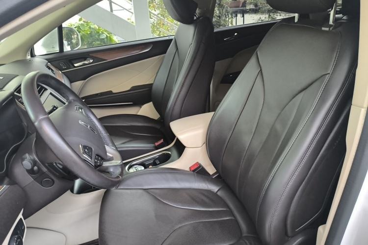 Used Lincoln MKC 2014 2.0T Four-Wheel Drive Luxury Edition Left Front Seat