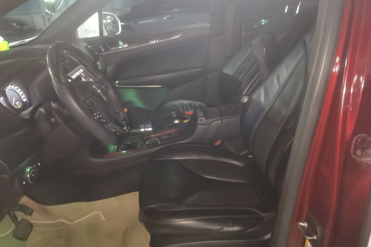 Used Lincoln MKC 2014 2.0T Two-Wheel Drive Deluxe Edition Left Front Seat